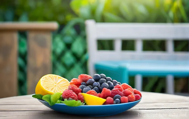 여름철 헤어 자외선 차단제 - **Prompt:** A close-up, artistic shot focusing on a pair of manicured hands gently massaging a rich,...