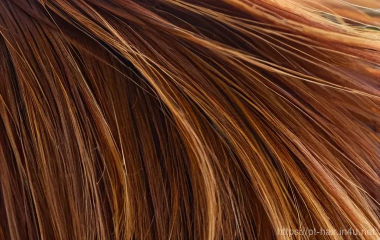 컬러와 광택을 살리는 샴푸 - **Prompt 1: "Radiant Emerald Waves"**
    A stunningly beautiful woman, in her late 20s to early 30s...